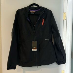 5.11 women’s Cascadia windbreaker jacket
